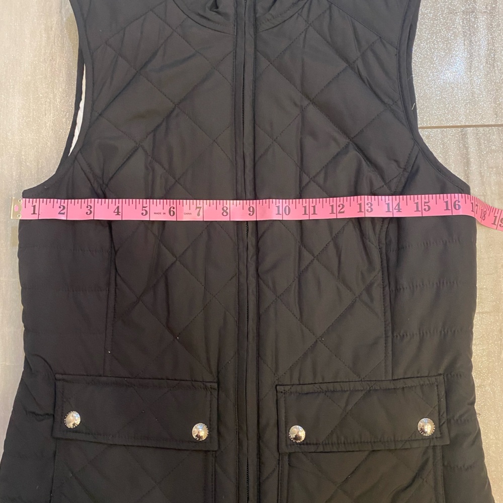 Lauren by Ralph Lauren Black and White Reversible Insulated Puffer Vest, Small - Picture 4 of 14